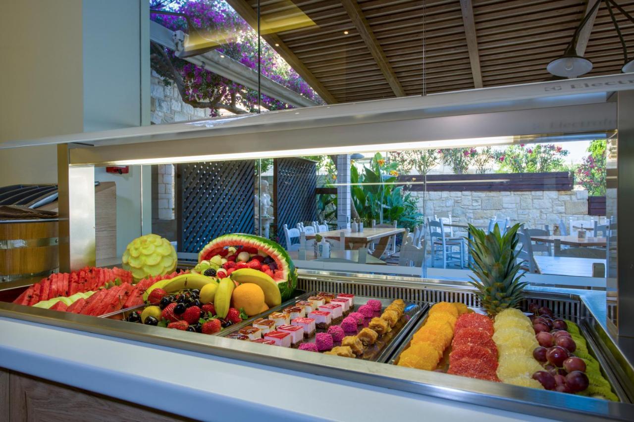 Isida Hotel 3*