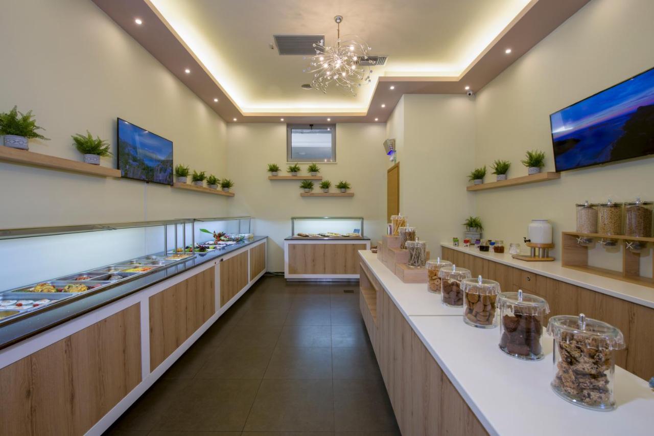 Hotel Isida 3*