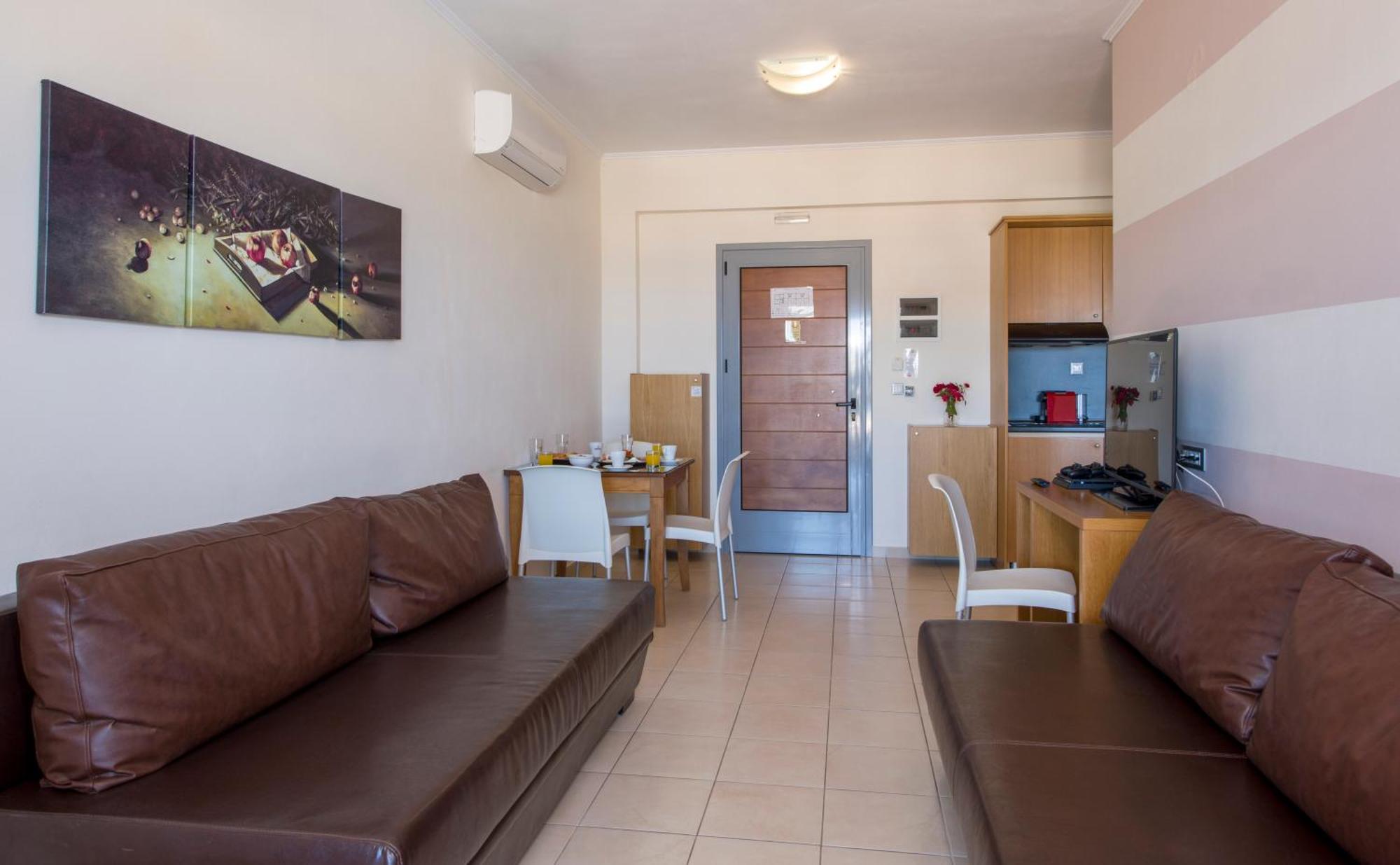 Isida Hotel Agia Marina